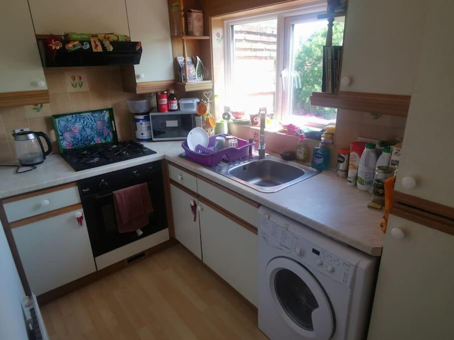 Cosy/Quiet One Bedroom Flat In Harrow Centre Εξωτερικό φωτογραφία